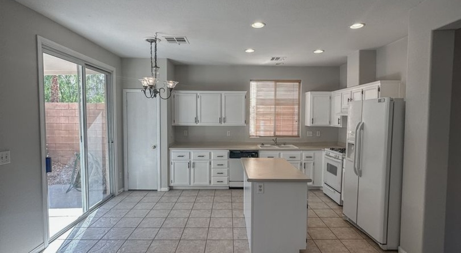 Spacious Home in Summerlin!