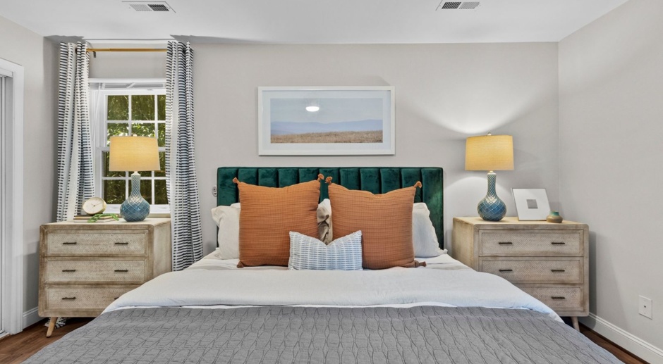 Spacious 1 Bed, 1 Bath apartment near Duke Campus and Hospital - Renovated & Pet Friendly!