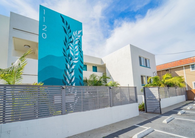 Apartments Near Newly Renovated Units Near the Beach with Parking
