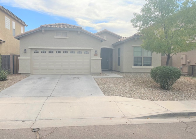 Houses Near 4BR, 2BA BEAUTIFUL TOLLESON HOUSE!