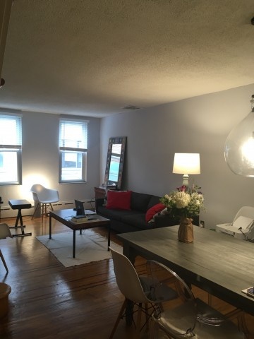 Nice Furnished Townhouse, 10 min from Center City 