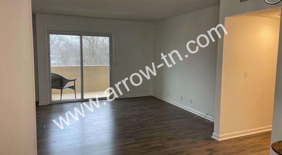 *** Special Incentive *** Awesome 2 Bedroom Condo Near the River!