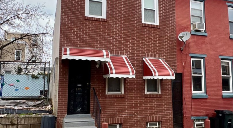 Stunning 3-Bedroom Townhome in Powelton Village! Available NOW!