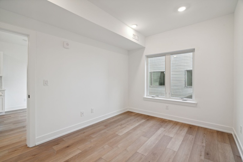 New Construction 1 Bedroom in the Heart of Francisville! Fitness Center, Dog Area, and More!