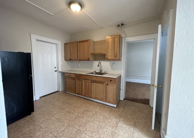 Houses Near Updated 1 bedroom Apartment