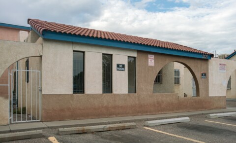 Apartments Near CSF-ABQ 2121 Gold Ave SE for College of Santa Fe at Albuquerque Students in Albuquerque, NM