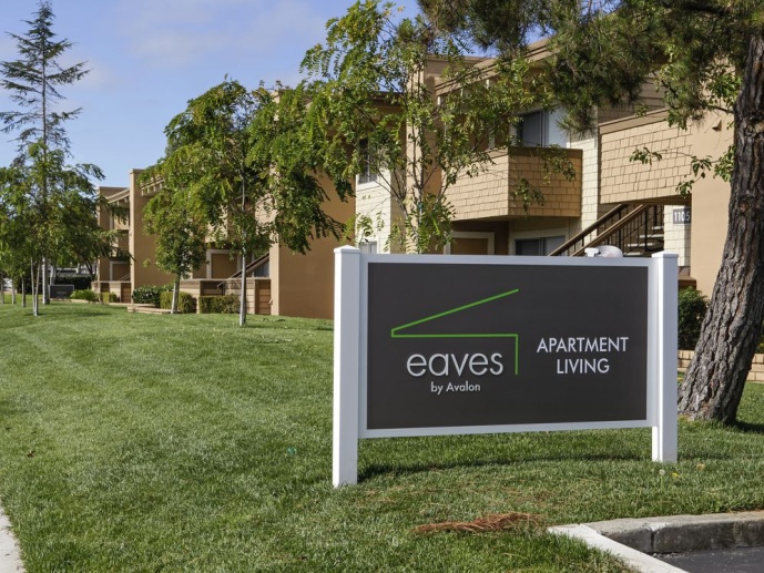 eaves Foster City