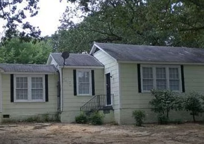 Houses Near Available Now!  Complete Rehab! HUD Friendly!
