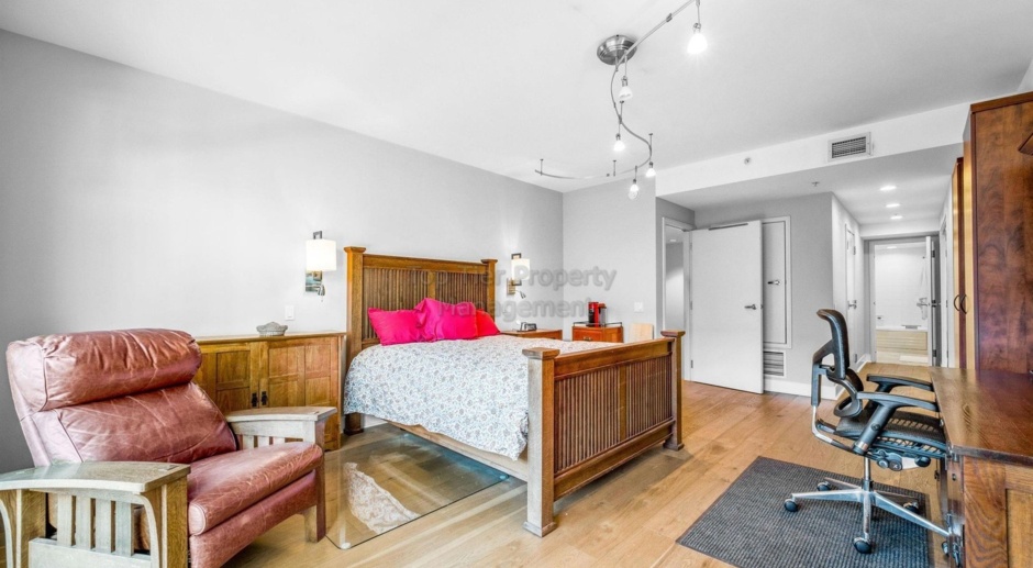 ***Luxury 2 bed / 3 bath / 1,827 sqft Condo in  Renaissance community- $500 Move in Credit! 