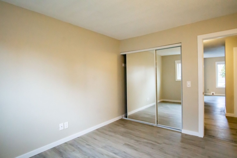 Stunning Renovation! Spacious & Bright w/Built-ins, DW, WD, Parking + More! 