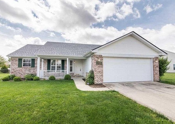 Houses Near This 3 bedroom ranch in Avon 