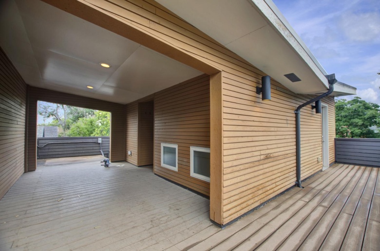 Contemporary Whittier home with wraparound deck