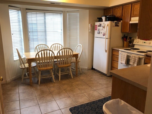 Fall Semester 2021 Female  Shared Room in Townhome 2 blocks to BYU!