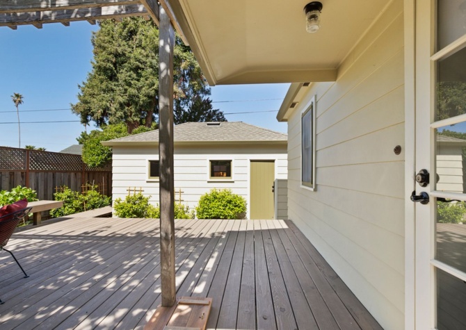 Houses Near Monthly 30+  Vacation Rental in the Heart Santa Cruz, Newly Remodeled and Beautiful!