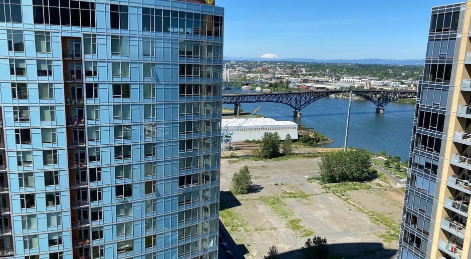 South Waterfront Fully Furnished High Rise! 