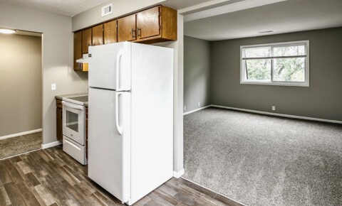 Apartments Near Omaha Updated 1-bedroom 1- Bath corner apartment home on the 1st floor! for Omaha Students in Omaha, NE