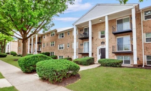 Apartments Near DeSales 2940 Fernor St for DeSales University Students in Center Valley, PA