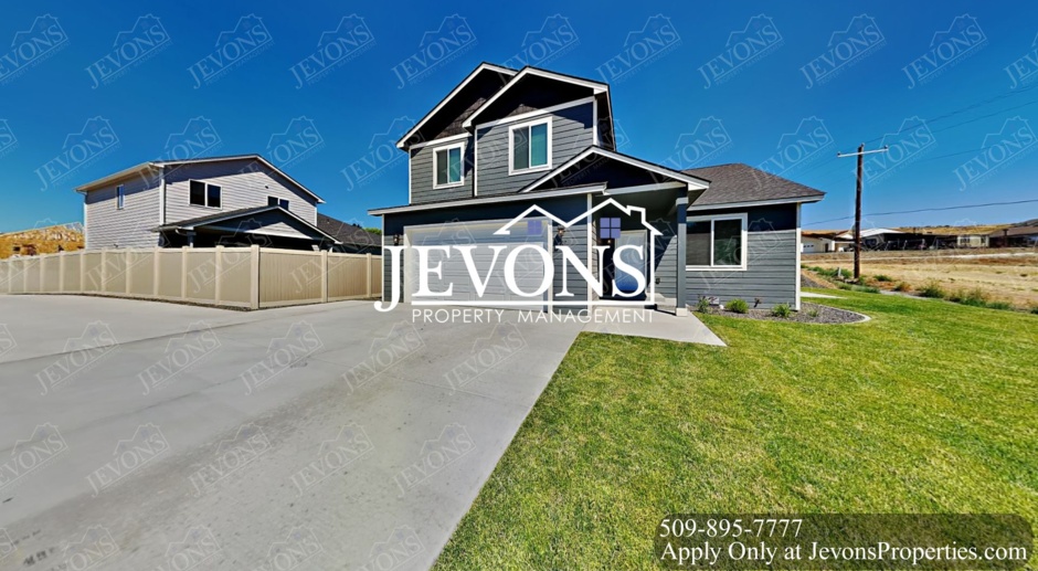 Luxury single-family home just minutes from downtown Yakima