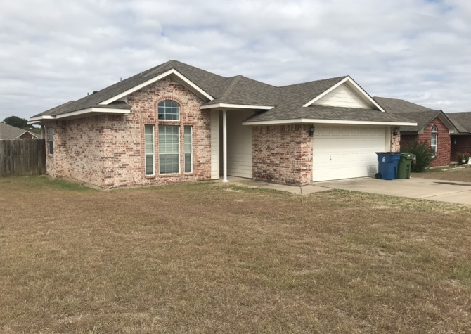 Houses Near For Rent 4 bed/2 bath in Midway ISD