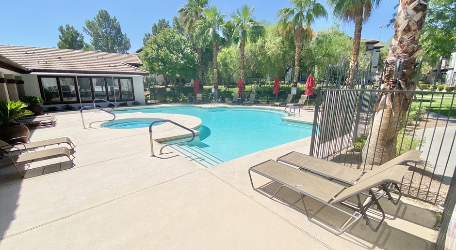 BEAUTIFUL HENDERSON CONDO!  2 BEDROOM / 2 FULL BATHROOMS, WITH A COMMUNITY POOL, SPA, AND CLUBHOUSE!
