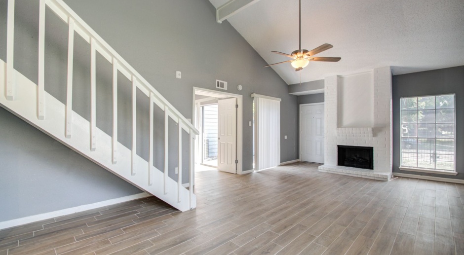 2 Bed / 1 Bath Townhome in NW Houston