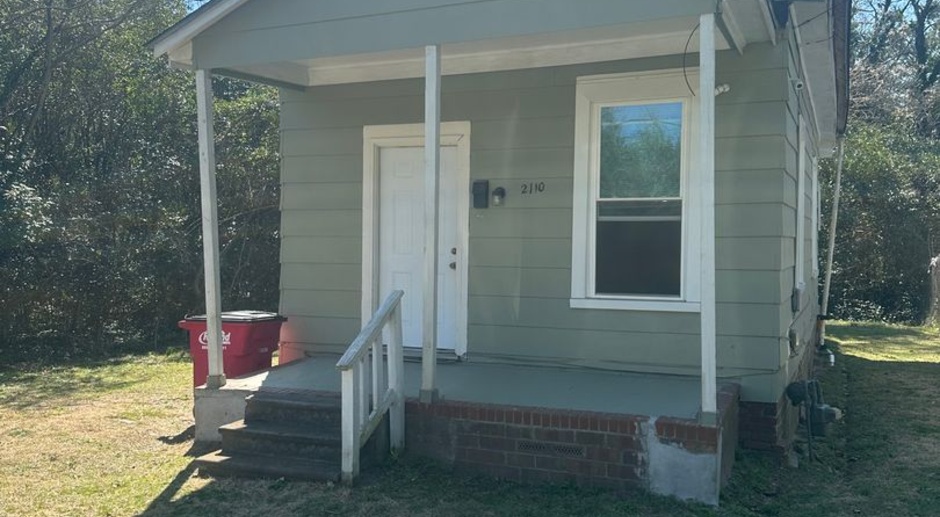 Super cute completely remodeled 1 bedroom 1 bath bungalow in the Vineville Historic area. 