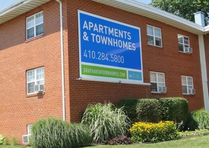 Apartments Near 7583 Westfield Rd