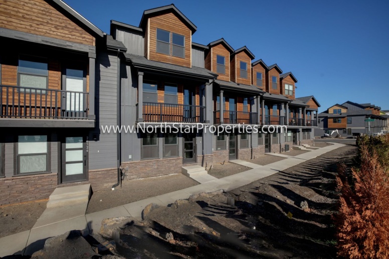 Brand-new Townhome in Bend $500 lease signing bonus!
