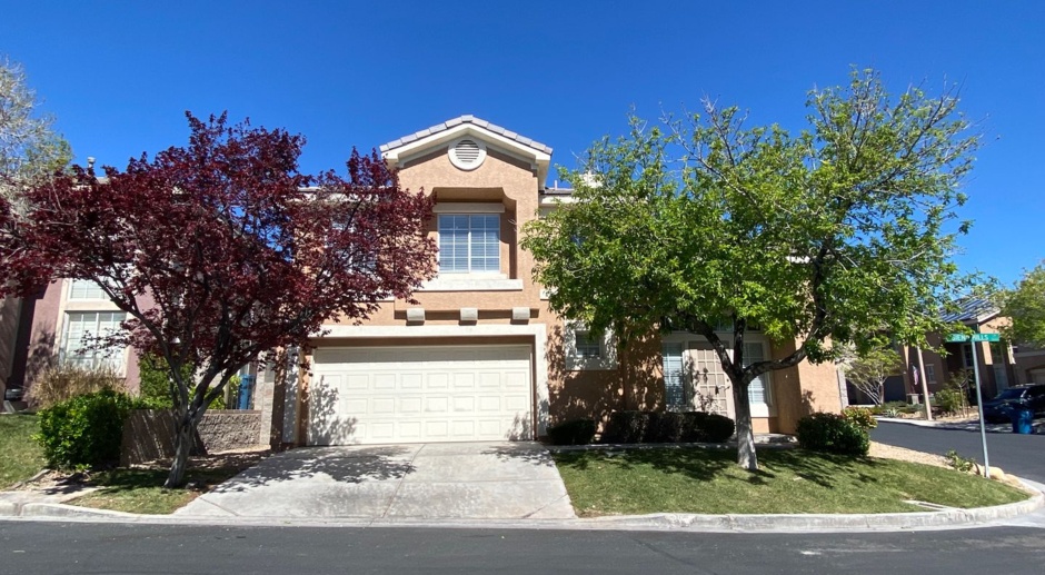 3 bed/2.5 bath home located in Summerlin