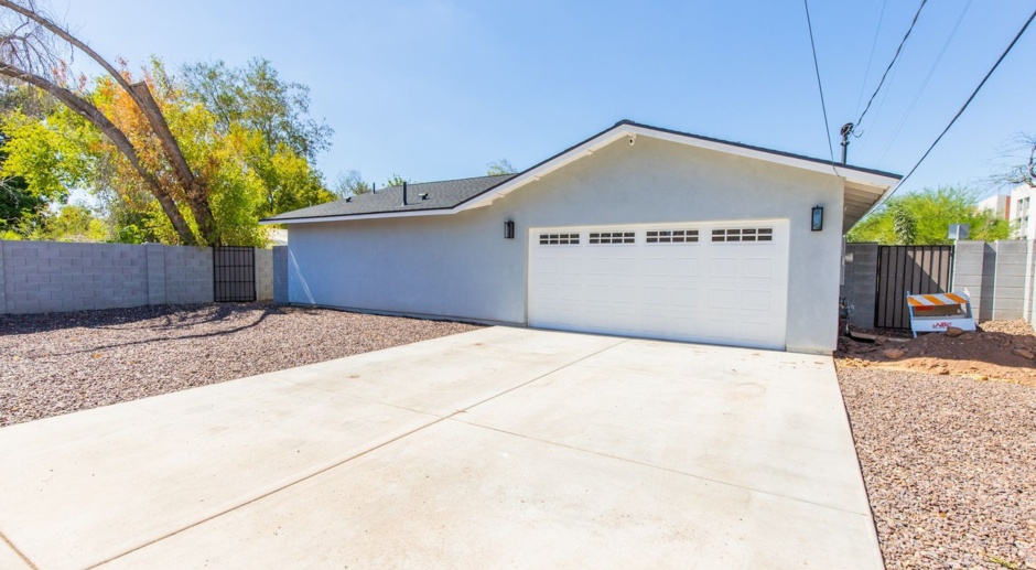One Block from ASU! "The Professor's Estate" High-End, Luxury Rebuild in 2019 - 5 Bed 3 Bath 2 Car Garage w/Master Oasis and 12+foot vaulted ceilings!