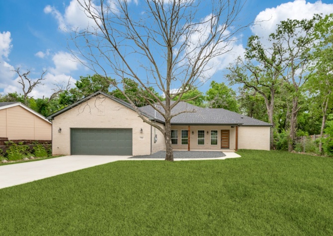 Houses Near HALF OFF FIRST MONTH'S RENT! Brand new 4 Bed 2 Bath House for Rent in Dallas! (Pleasant Grove)