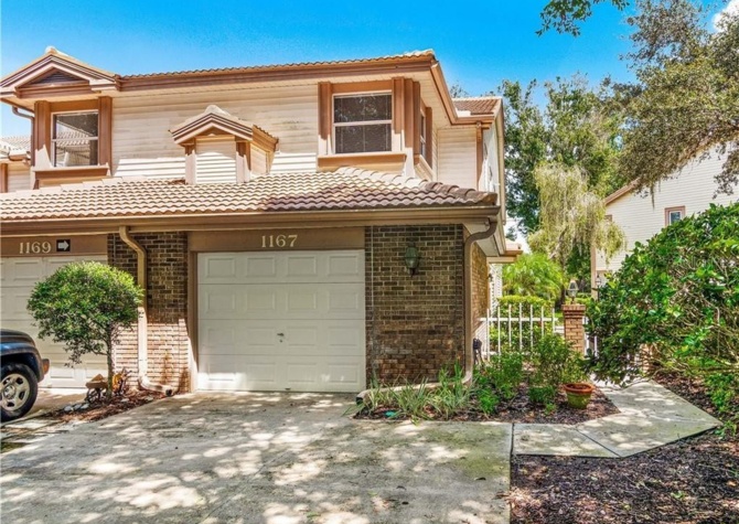 Houses Near Beautiful Condo in Gated Eastlake Woodlands