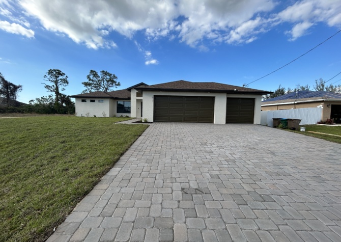 Houses Near 1817 NE 40th Ln -  Charming New Construction Home in Cape Coral