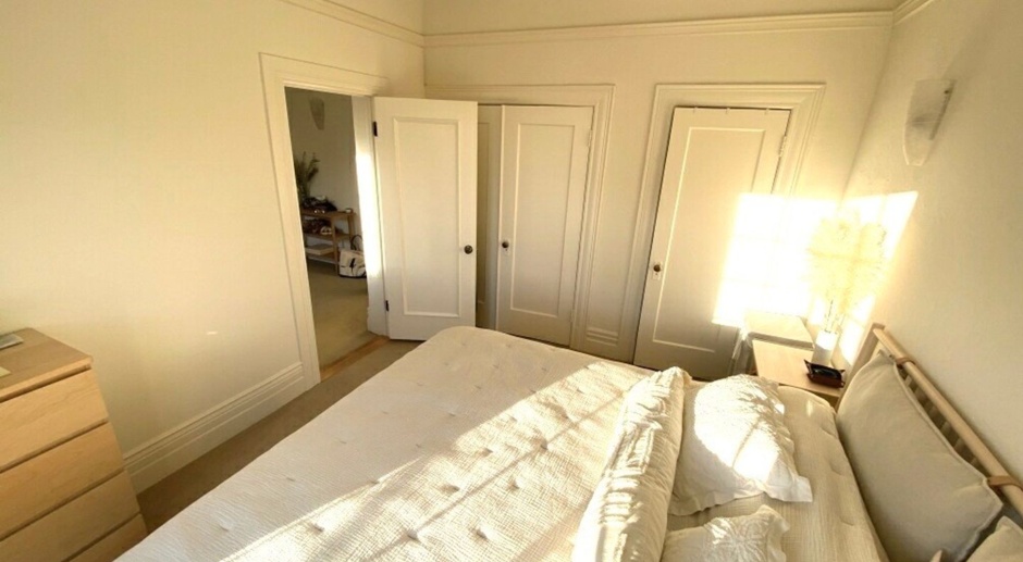Sun-Drenched 1 Bedroom For Rent in Ashbury Heights/ Cole Valley! 