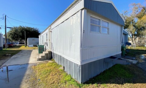 Apartments Near Delta School of Business and Technology Recently Remodeled 2-Bed Mobile Home in Sulphur for Delta School of Business and Technology Students in Lake Charles, LA