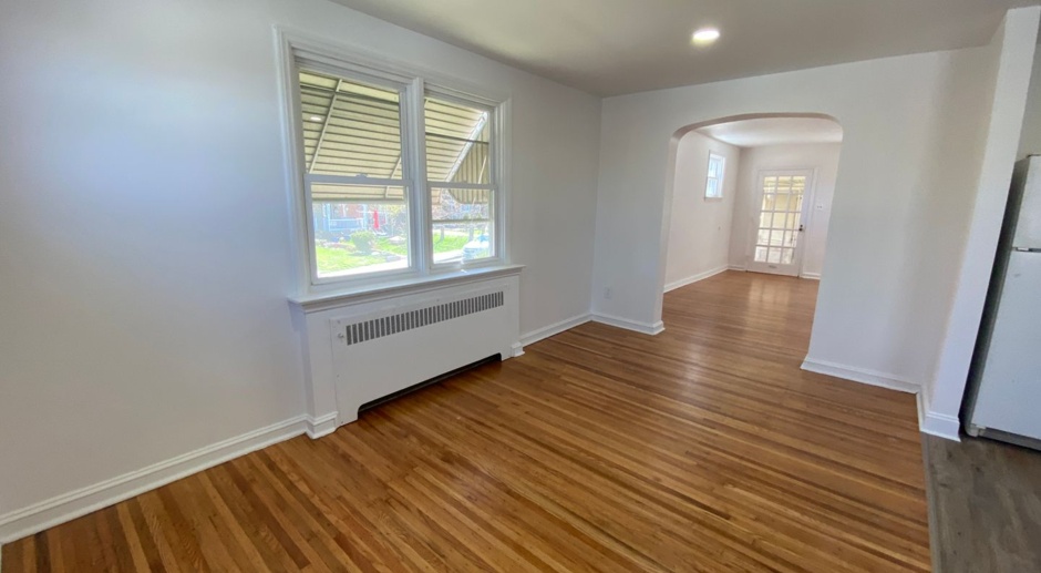 Newly Renovated 3 Bedroom 1.5 Bath in Drexel Hill! MARCH 30TH OPEN HOUSE 10AM-1PM