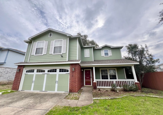Houses Near **APPLICATION RECEIVED** Beautiful 2 Story Located In The Home Villages of Westcreek!