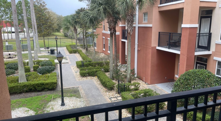 Fantastic one bedroom condo in the heart of St Johns Town Center!