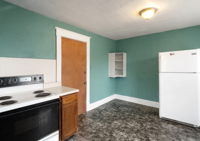 Houses Near Studio Apartment in St. Charles for Highly Affordable Rate! (MOVE IN SPECIAL)