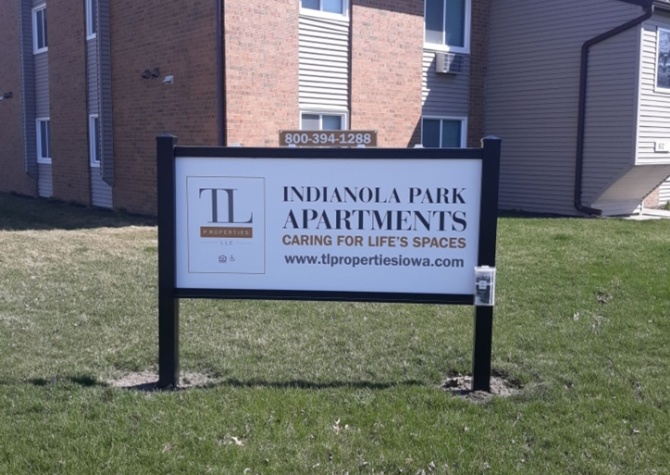Apartments Near Indianola Park Apartments