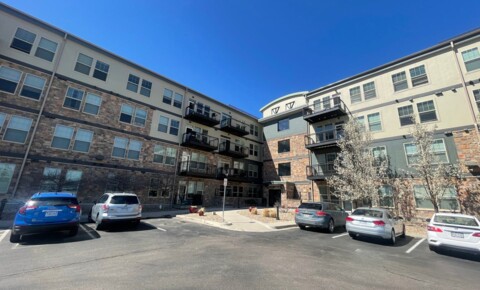 Apartments Near Heritage College-Denver First Floor Condo for Heritage College-Denver Students in Denver, CO