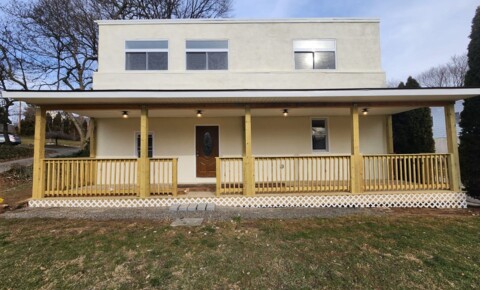 Houses Near Bryn Mawr Beautifully remodeled home in Lafayette Hill for rent! for Bryn Mawr College Students in Bryn Mawr, PA