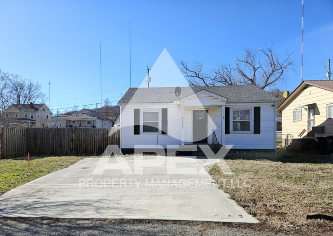 Houses Near Craftsman Style 2 Bd 1- Ba Single Family Home in North Knox!