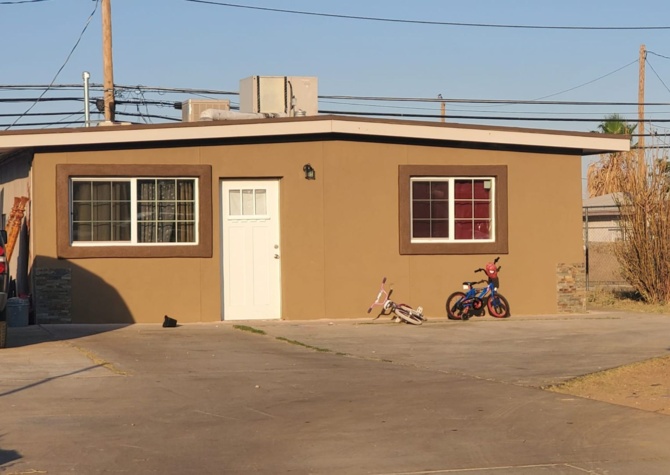 Houses Near Affordable 1 bedroom, 1 bath apartment in Northeast El Paso!