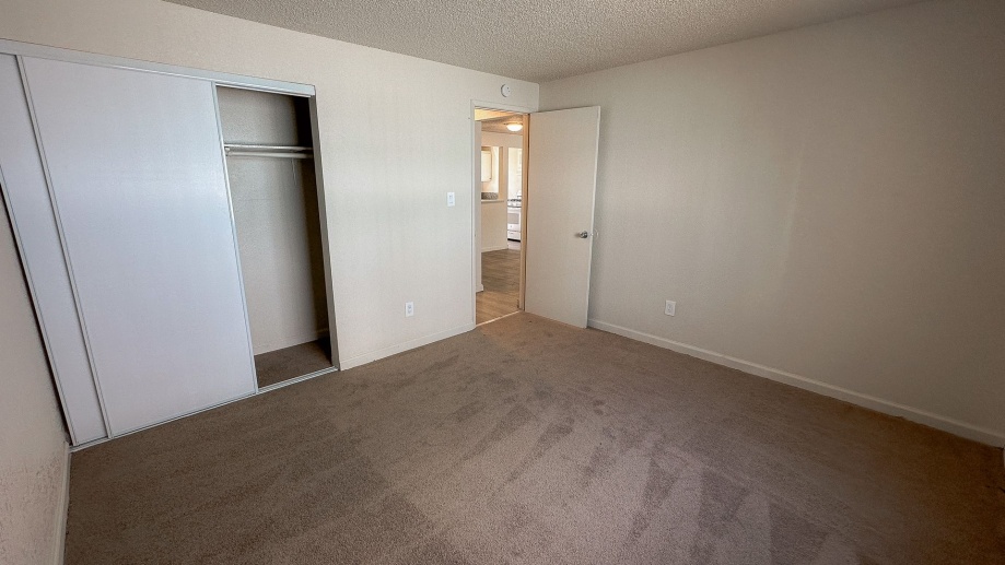 1 Month Free and WE HAVE AC! Large 2 bed 1 bath remodeled homes at Mountain Vista