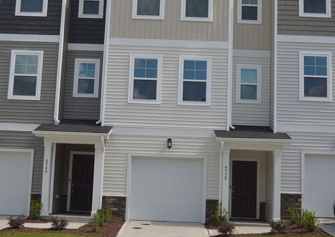 Houses Near Room in 3 Bedroom Townhome at Southern Magnolia Dr