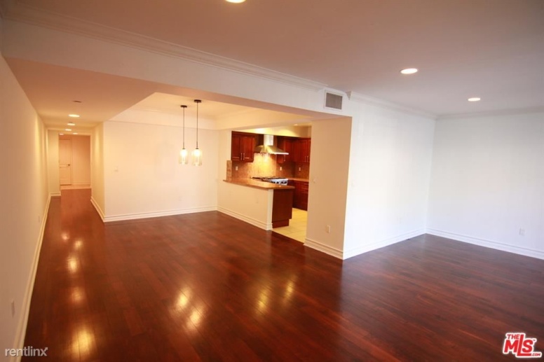 11911 Mayfield Ave Apt 101