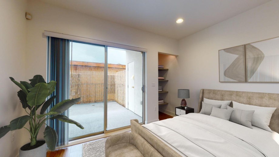Private Bedroom in Chic West LA Apartment off Santa Monica Blvd