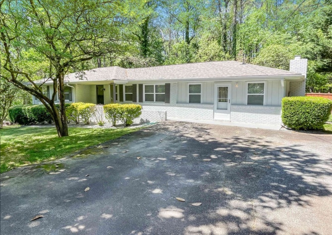 Houses Near Renovated 3BR Brick Ranch - East Cobb