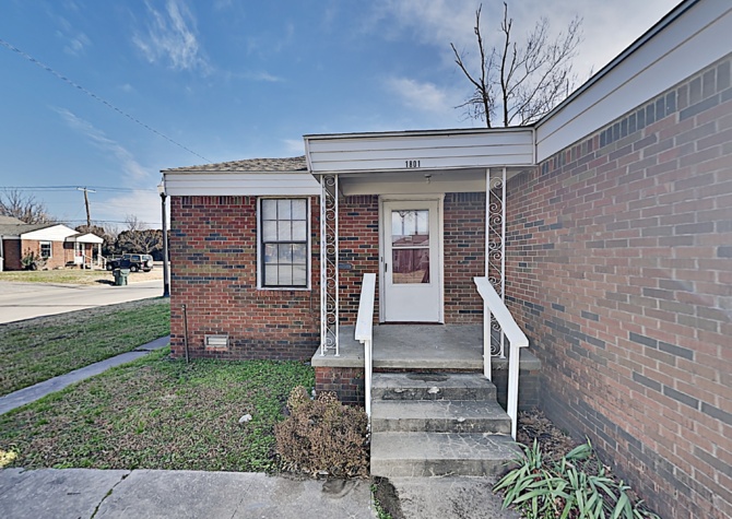 Houses Near Lovely 1 bd/1 ba Duplex for Lease in Faculty Heights Area!!!